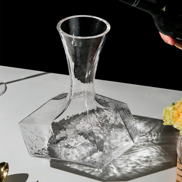mamure Geometric Wine Decanter – Modern Crystal Glass Carafe for Stylish Wine Serving