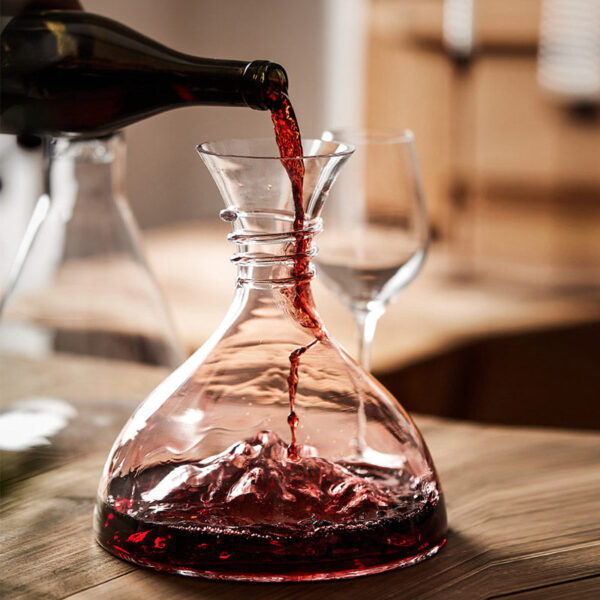 mamure Rotatable Wine Decanter with Wooden Stand – Spinning Crystal Carafe for Red & White Wine