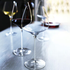 mamure Elegant Ultra-Thin Crystal Wine Glass Set – Delicate & Lightweight Stemware for Red & White Wine
